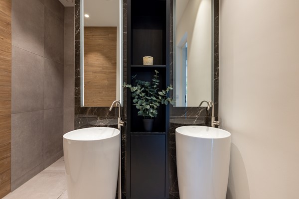 Medium property photo - Heemraadssingel, 3023 CD Rotterdam